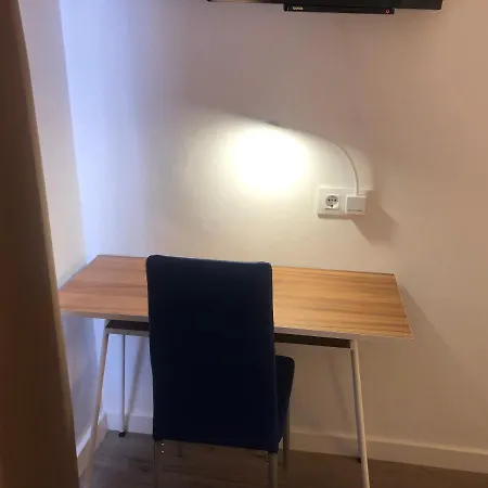 Vandrarhem La Estacion *